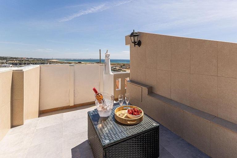 Casa Da Avo - City Center - Topfloor 360 View Apartment Lagos Luaran gambar